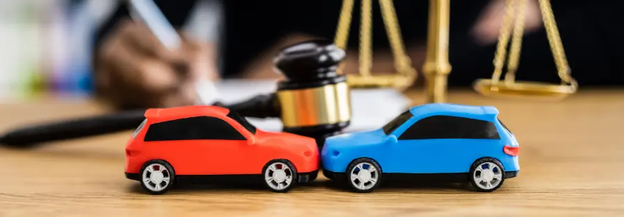 Understanding the Claims Process: Cashless Garages vs. Reimbursement Claims - Decoding Car Insurance Claim Settlement Options
